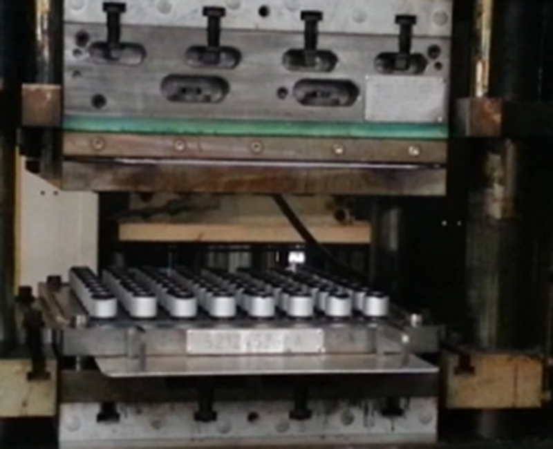 Maszyna do produkcji tulei gumowych części samochodowych